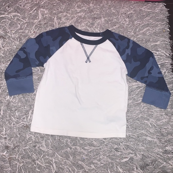 2T mix bundle! Tops & shorts. All very good to excellent condition. - Picture 3 of 10